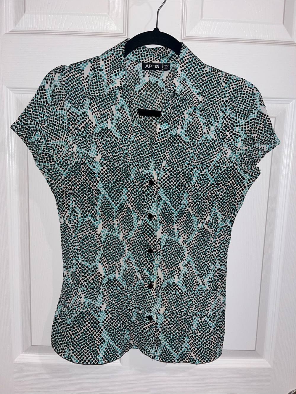 Vintage Apt. 9 Petite Short Sleeve Button Up Blouse